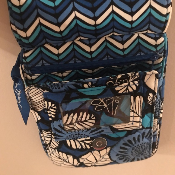 NWOT Very Bradley Quilted Crossbody - Picture 2 of 8